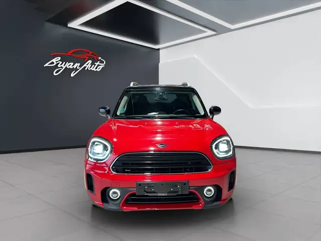 Mini Countryman view 3
