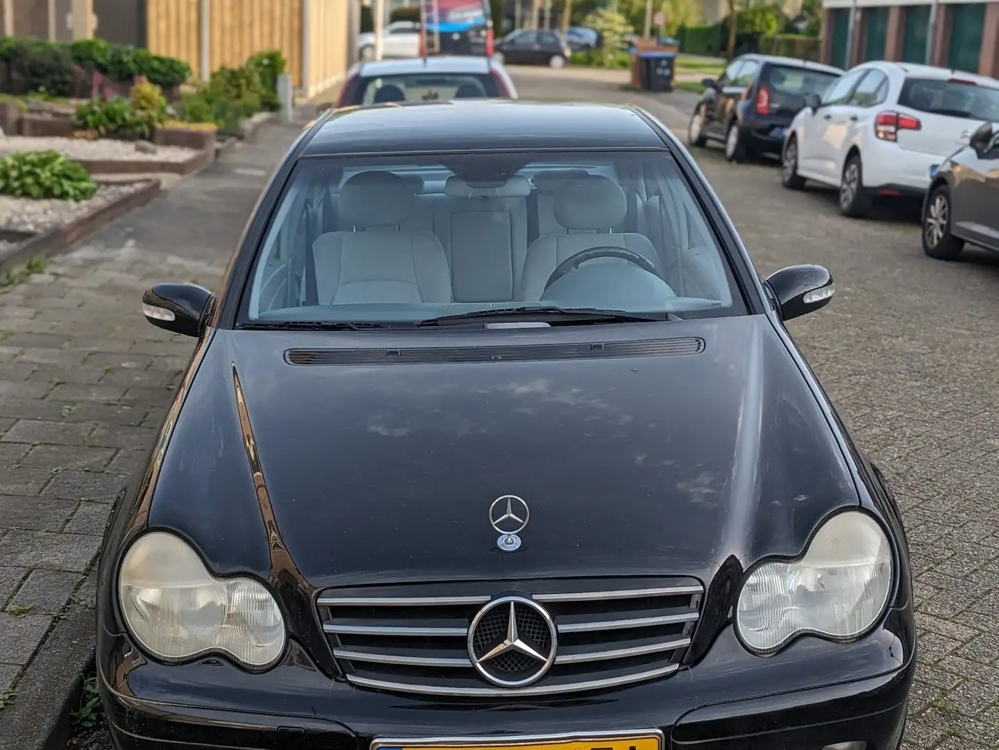 Mercedes-Benz C 200 K. Elegance Zwart - 1