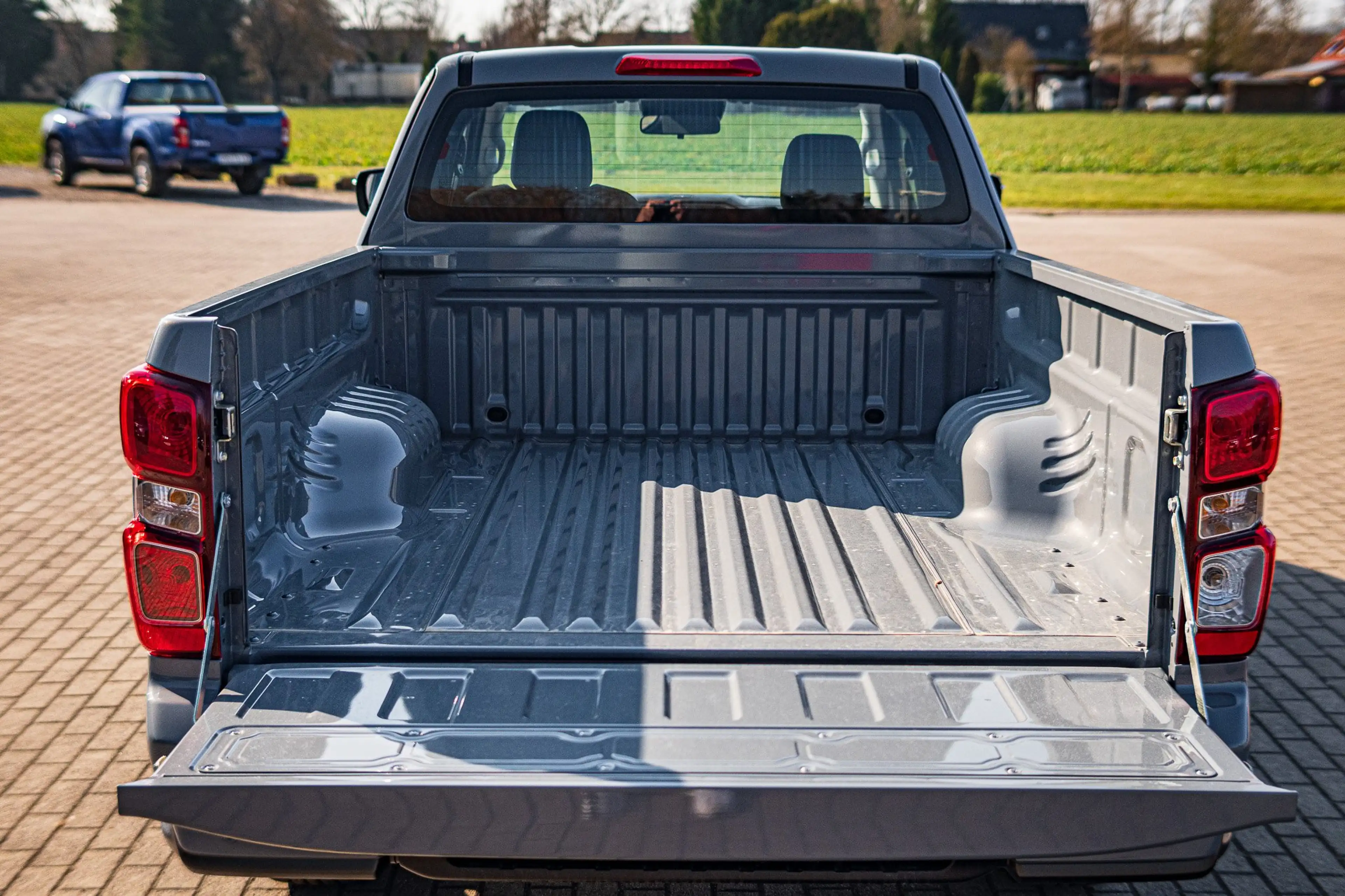 Isuzu D-Max Space Cab 4WD Autm. LS — photo 3