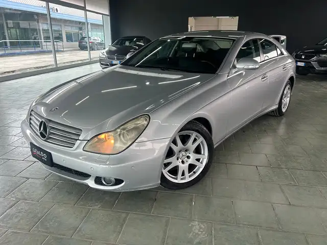 Mercedes-Benz CLS 320 CLS Berlina - C219 cdi V6