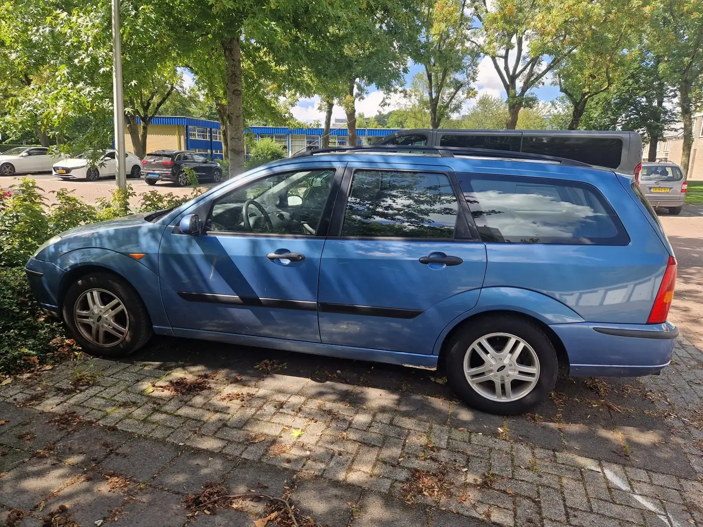 Ford Focus 1.6-16V Cool Edition Blauw - 1