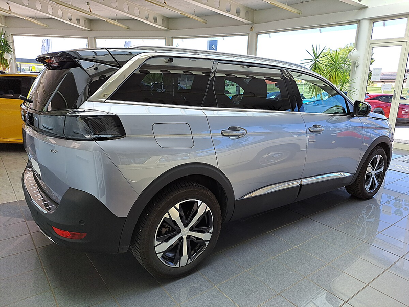 Peugeot 5008 HEV 136 E-DCS6 GT Aut. 7-Sitze — photo 5