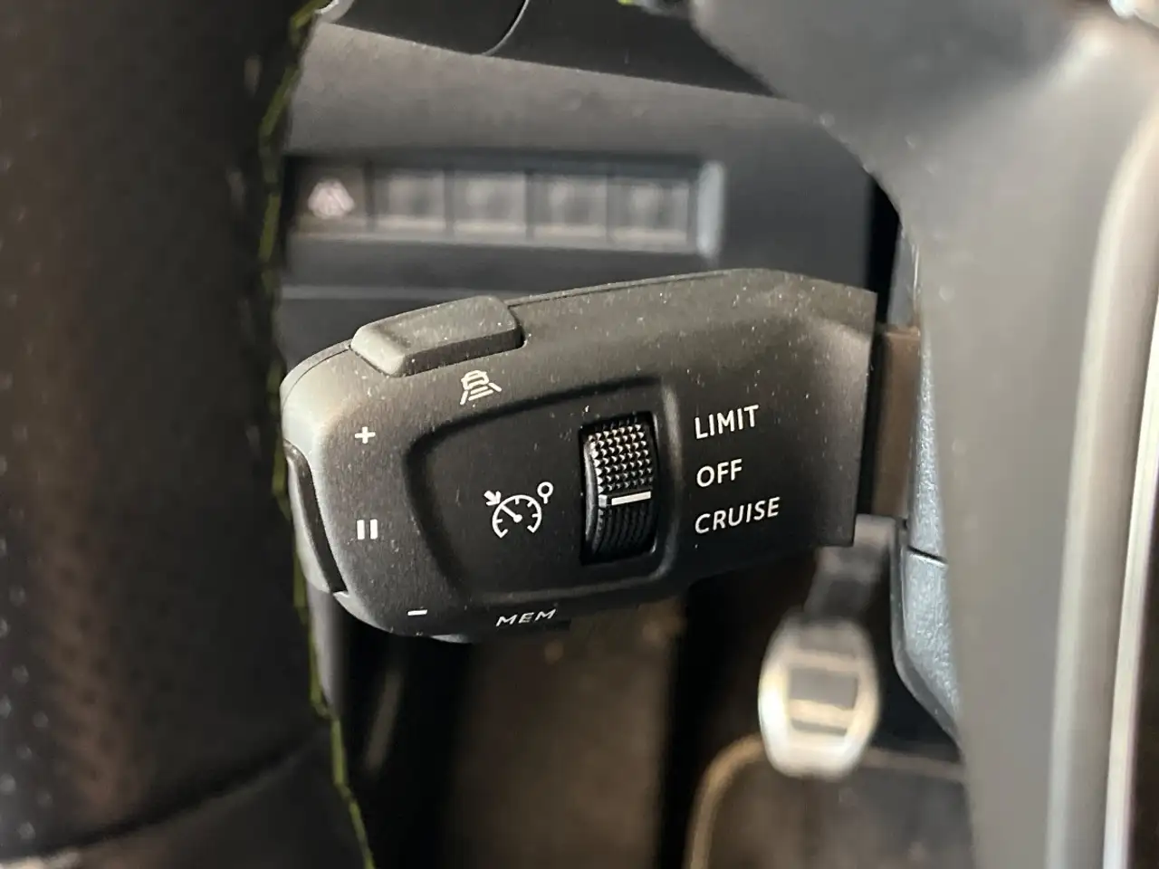 Peugeot 2008 1.5 BlueHDi 110cv GT, миниатюра 14