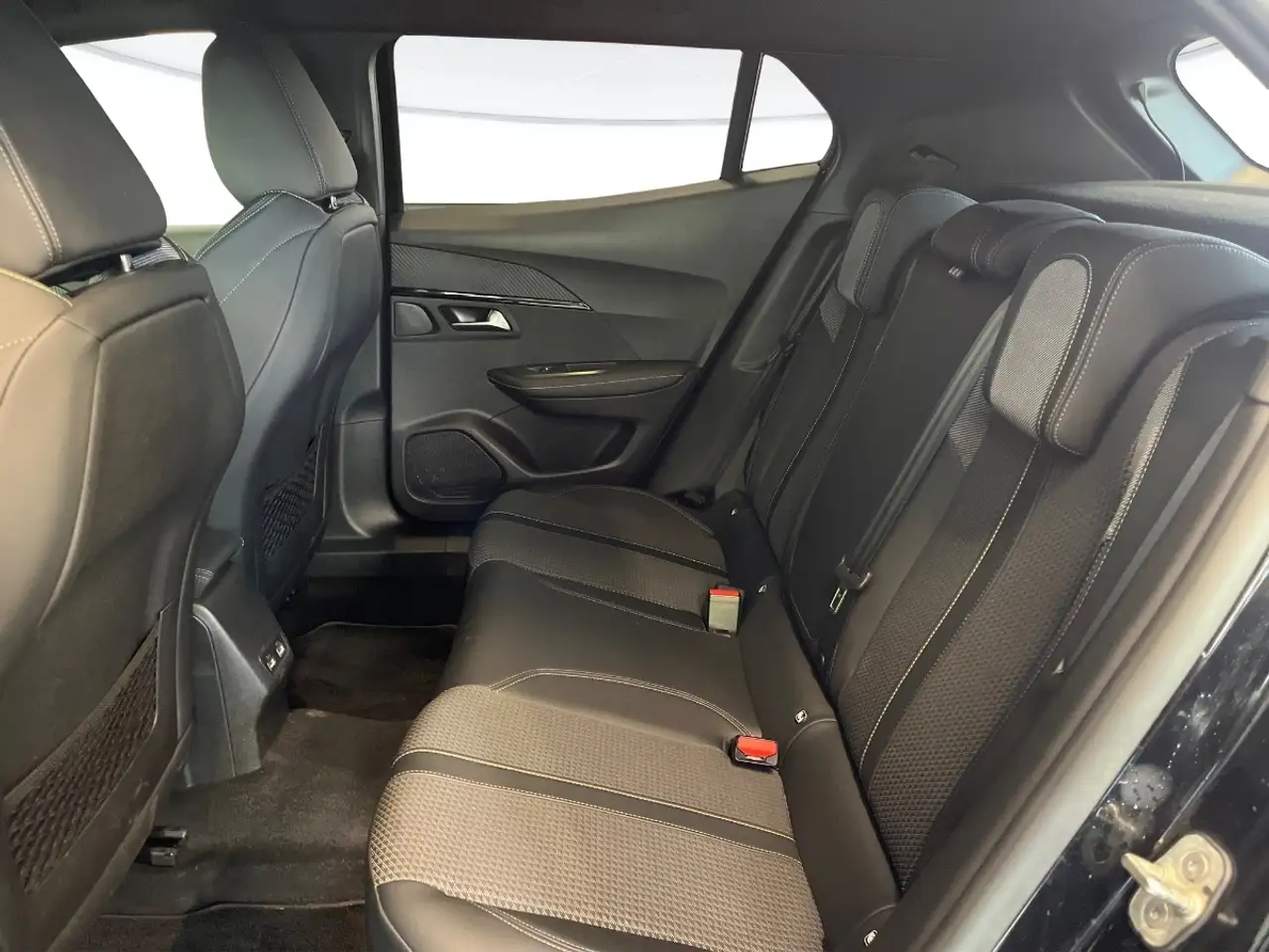 Peugeot 2008 1.5 BlueHDi 110cv GT, миниатюра 8