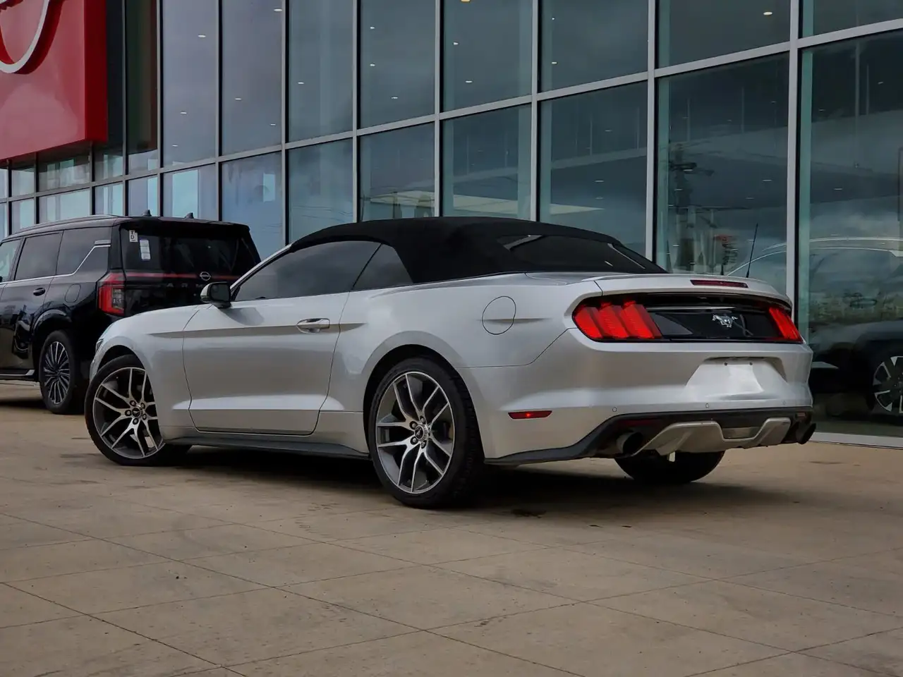 Ford Mustang снимка Ford Mustang