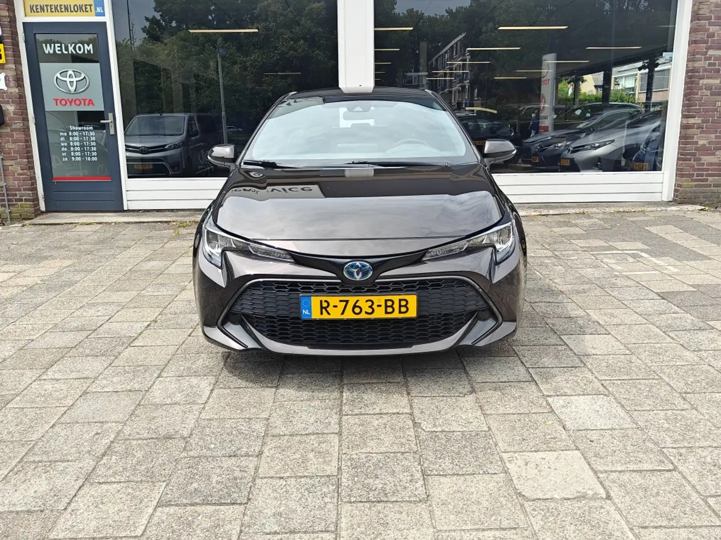 Toyota Corolla 1.8 Hybrid Active Braun - 2