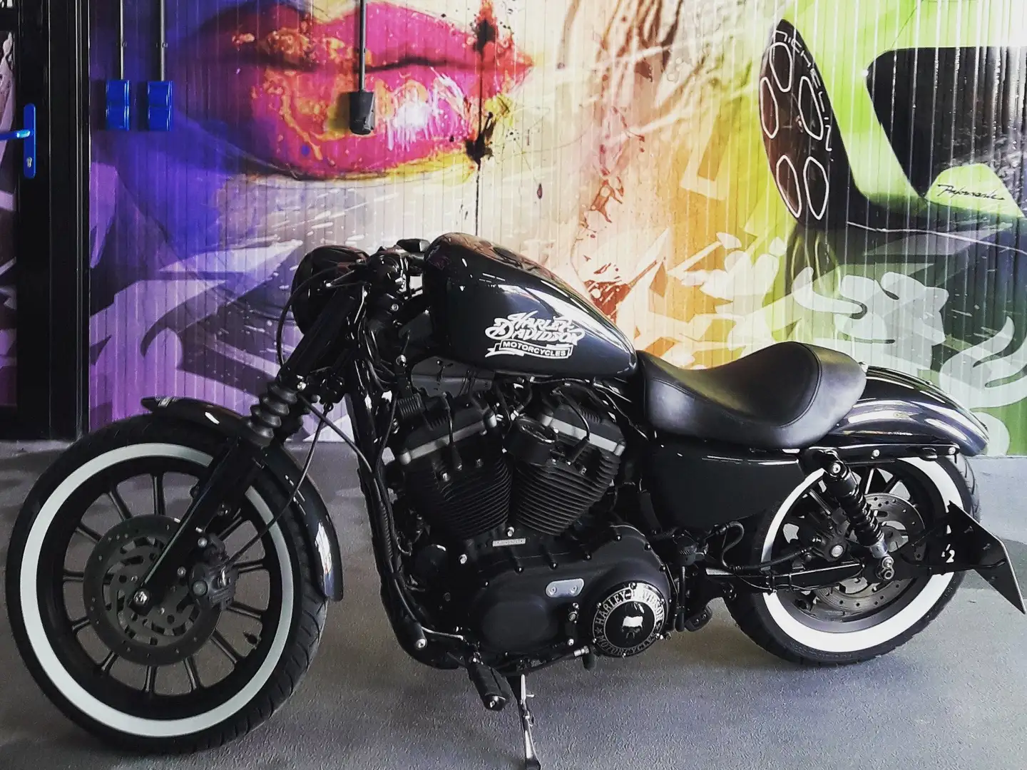 Harley-Davidson Iron 883 Bobber von Uwe Ochsenknecht Schwarz - 1