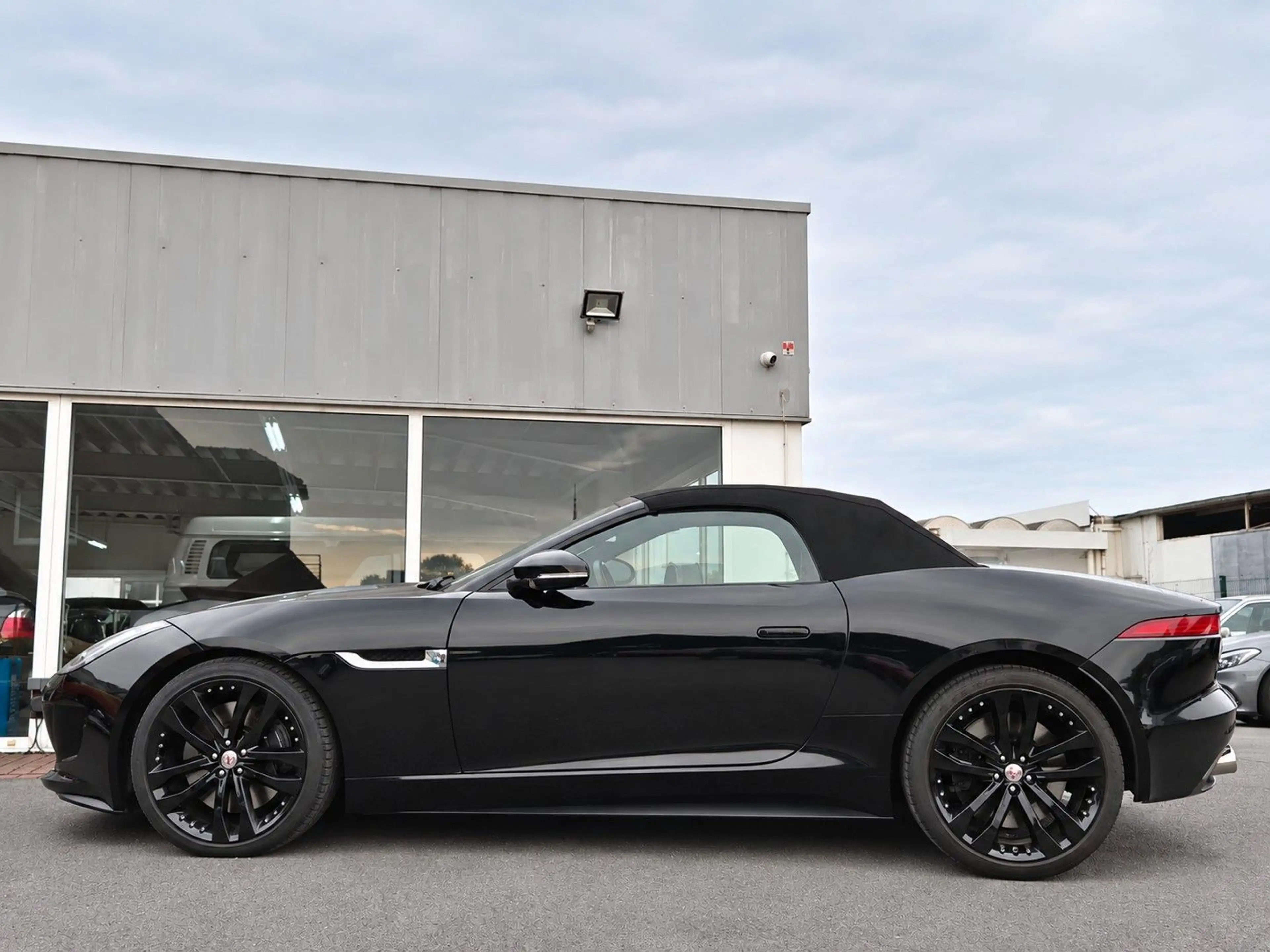 Jaguar F-Type Cabrio V8 S/BRD/2.Hd/1A Sammlerzustand — photo 7