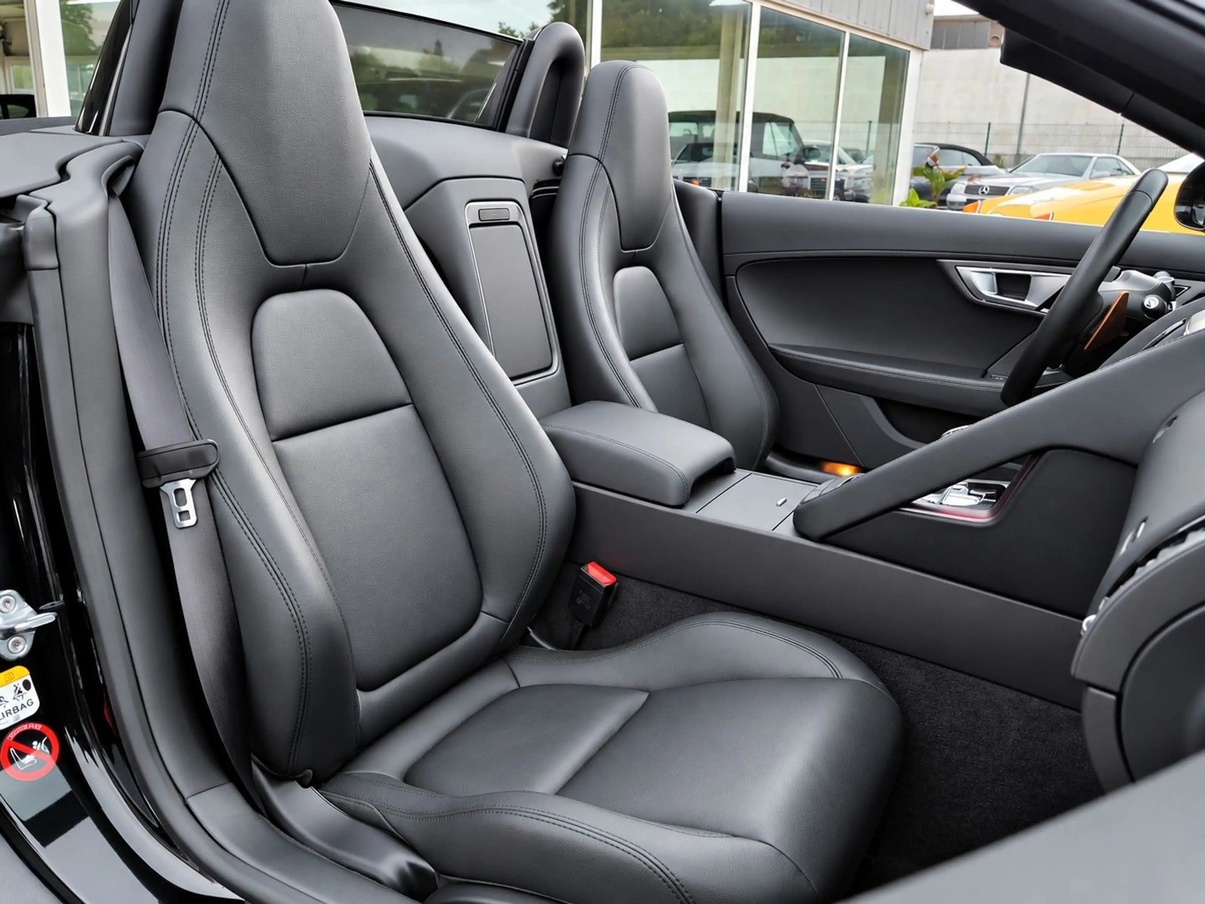 Jaguar F-Type Cabrio V8 S/BRD/2.Hd/1A Sammlerzustand — photo 12