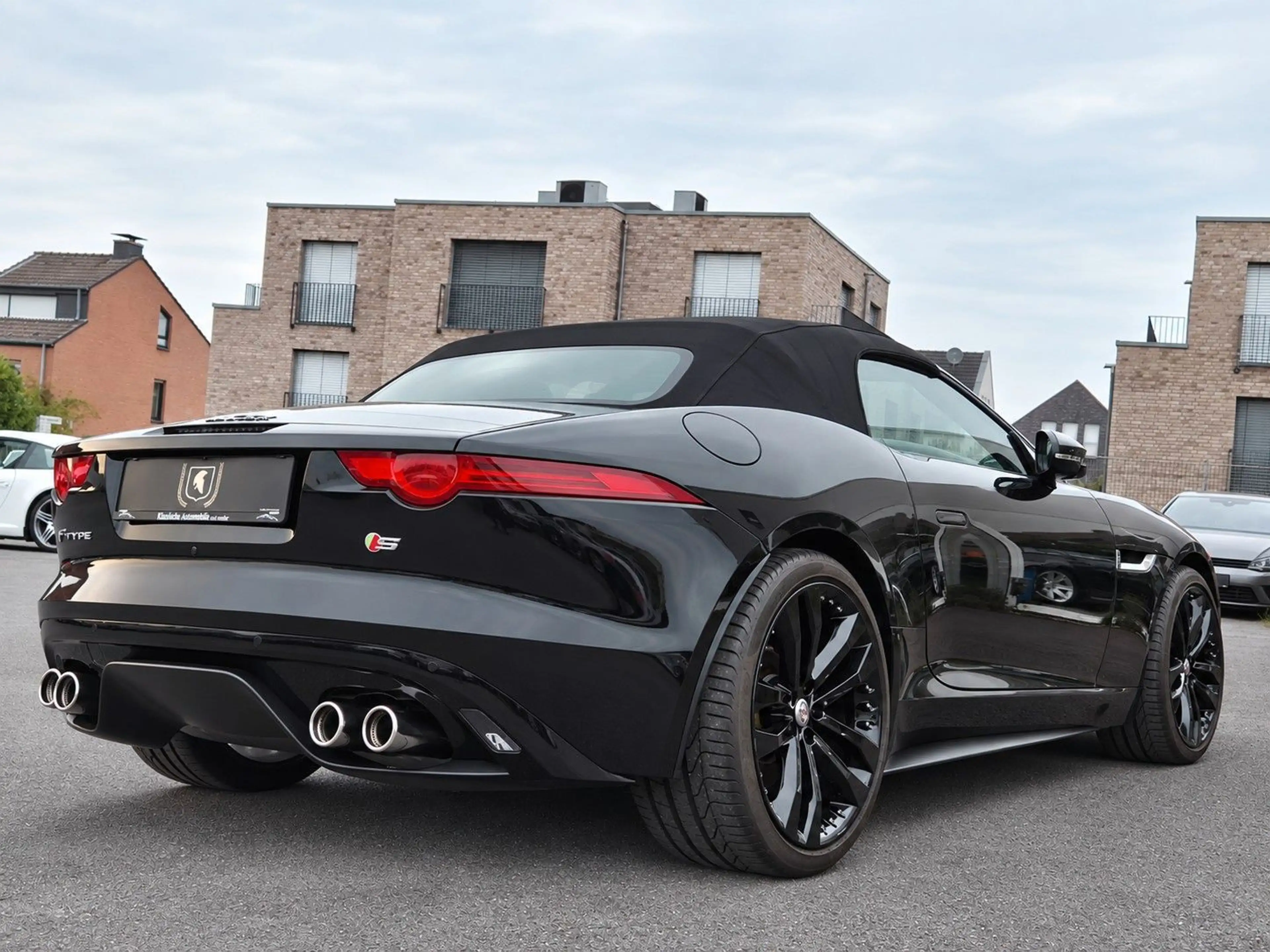 Jaguar F-Type Cabrio V8 S/BRD/2.Hd/1A Sammlerzustand — photo 5