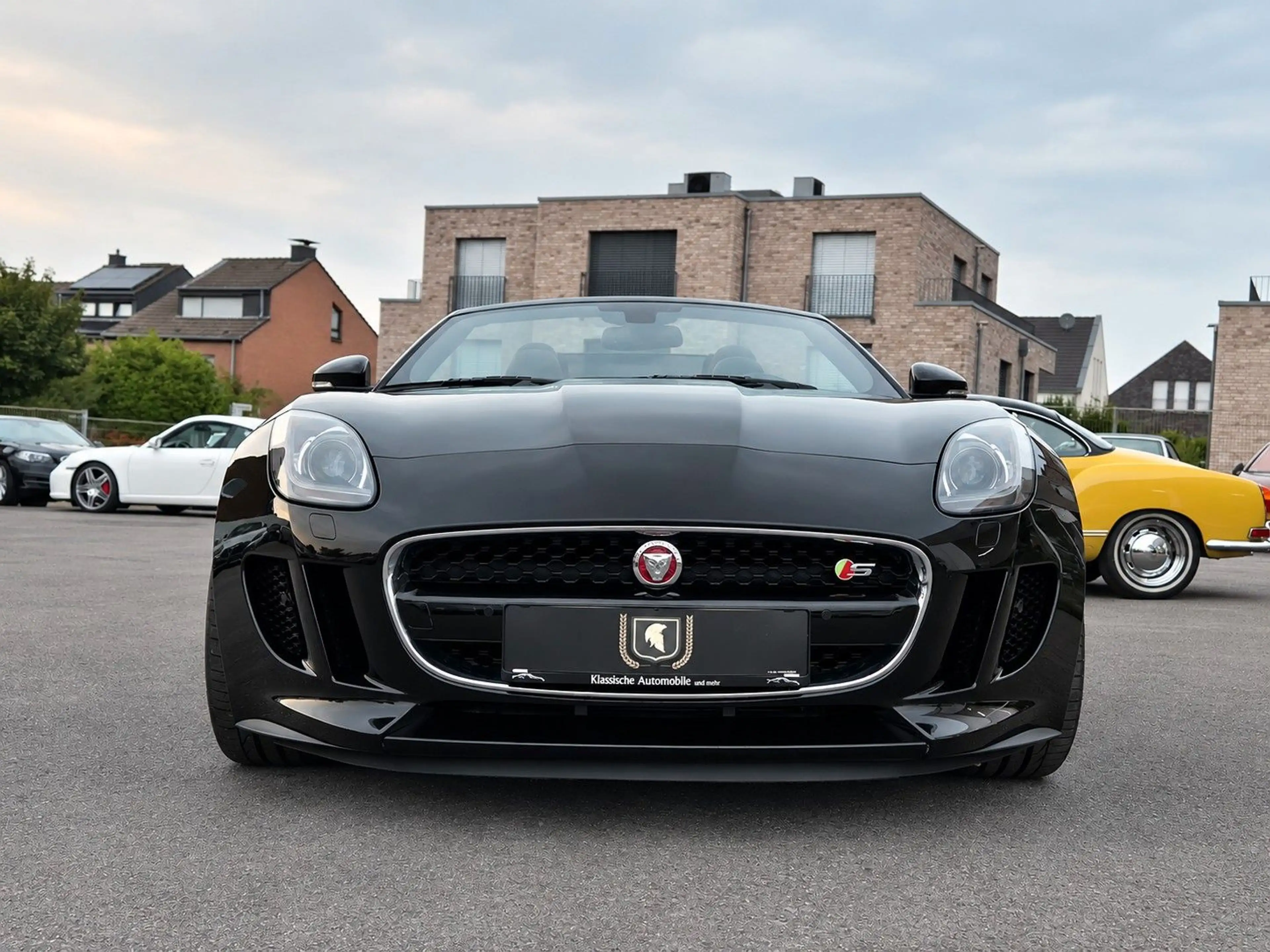 Jaguar F-Type Cabrio V8 S/BRD/2.Hd/1A Sammlerzustand — photo 3