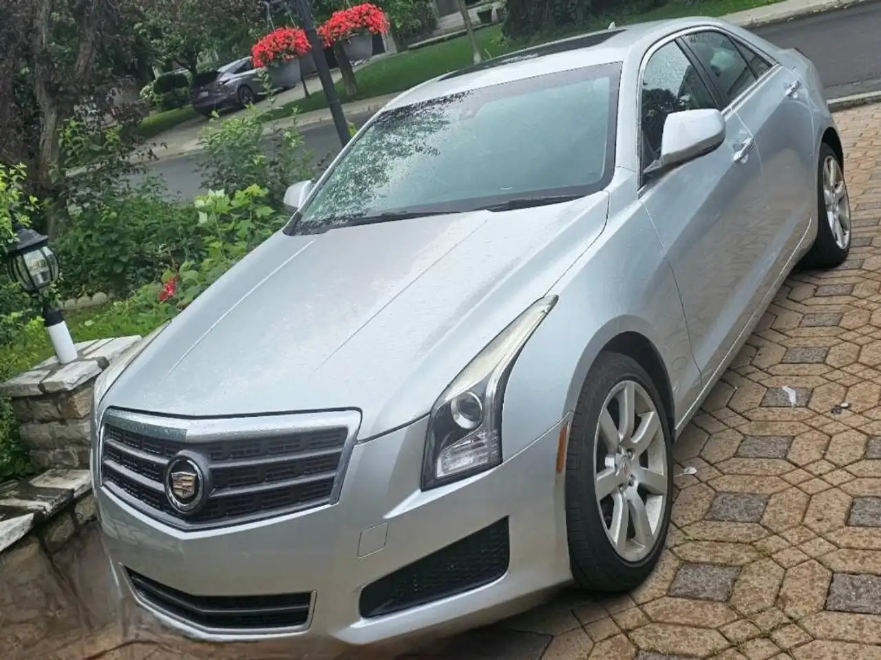 Cadillac ATS снимка Cadillac ATS
