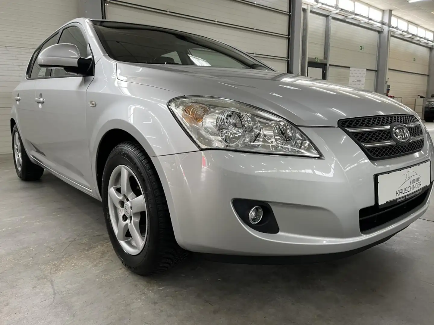 Kia Ceed / cee'd EX 1.6 AUTOMATIK KLIMA SHZ ALU SCHIEBEDACH Klima Silber - 2