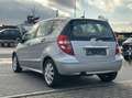 Mercedes-Benz A 200 / 2. Hand / Klimaautomatik Silber - thumbnail 3