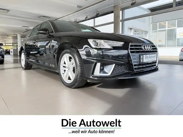 Audi A4 2.0 TDI S Line AUT XENON NAVI PDC GRA SHZG LM