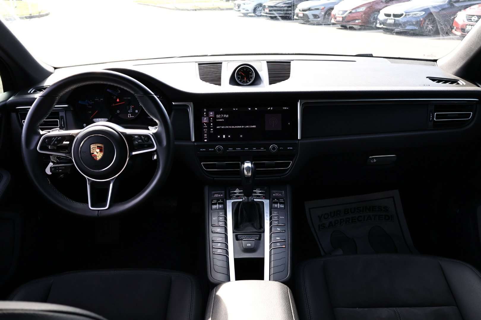 2020 Porsche Macan Base 4dr All-Wheel Drive thumb 11