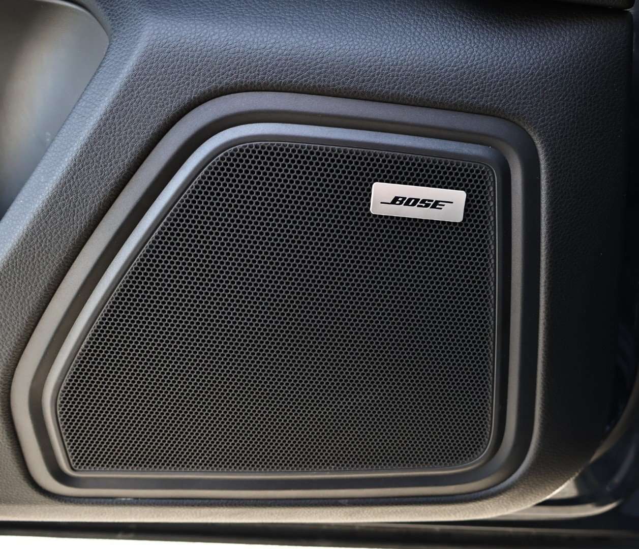2020 Porsche Macan Base 4dr All-Wheel Drive thumb 17