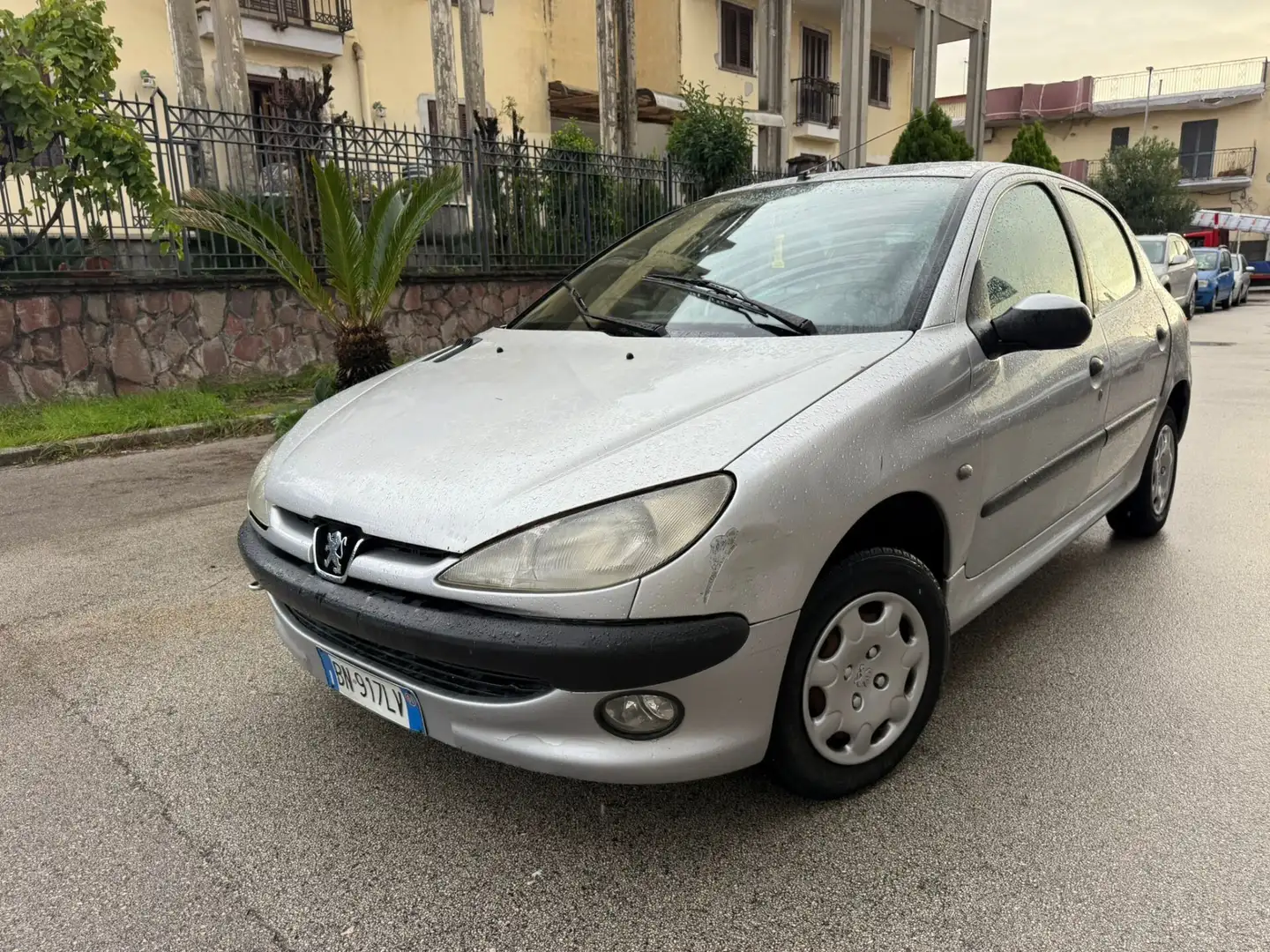 Peugeot 206 1.1 5p. XT Grau - 2