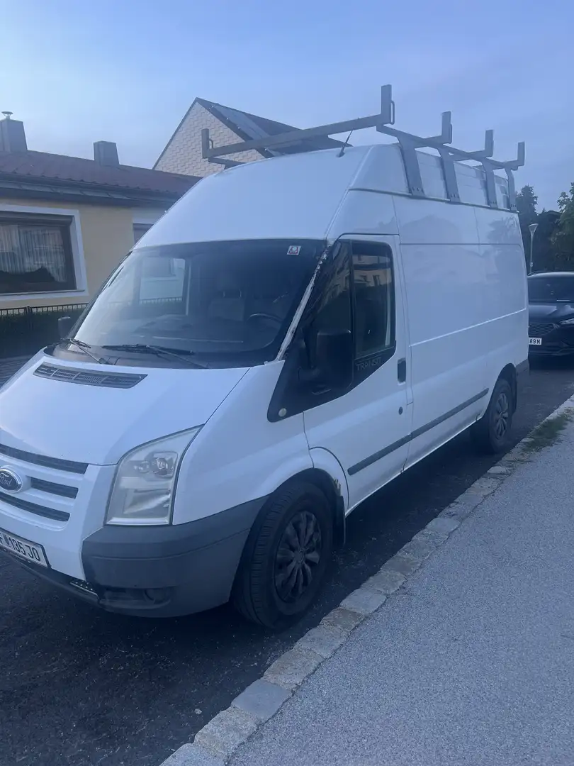 Ford Transit Bus - 1