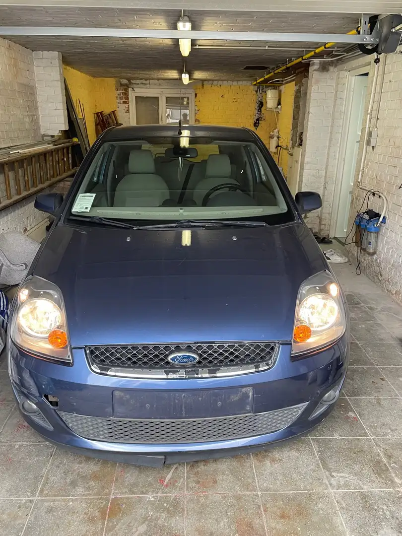 Ford Fiesta 1.4 Ghia Bleu - 1