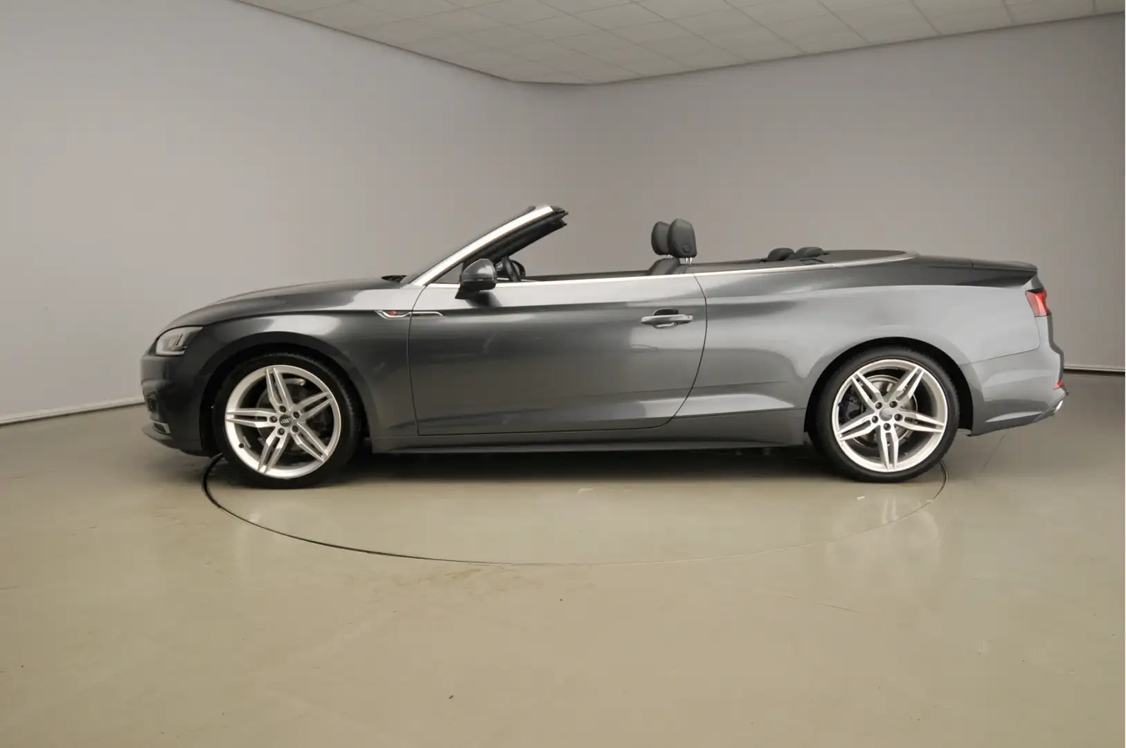 Audi A5 Cabriolet 2.0 TFSI 190PK S-Tronic Launch Edition , Grey - 2
