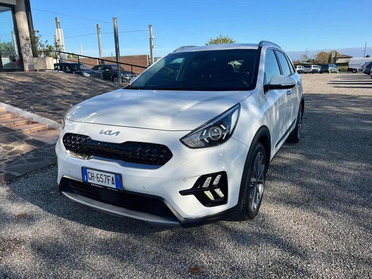 Kia Niro 1.6 GDi DCT HEV Evolution Weiß - 1