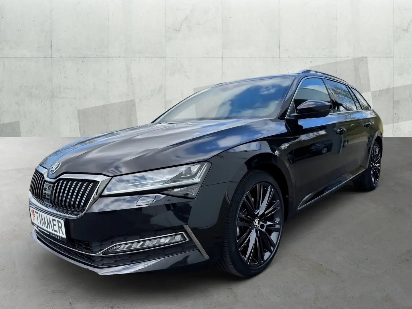 Skoda Superb 2.0 TDI DSG L&K *AHK *ACC *19" *RKAM *NAVI * Zwart - 2