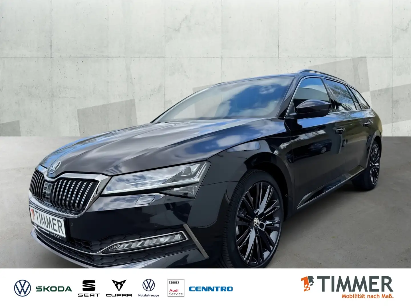 Skoda Superb 2.0 TDI DSG L&K *AHK *ACC *19" *RKAM *NAVI * Zwart - 1