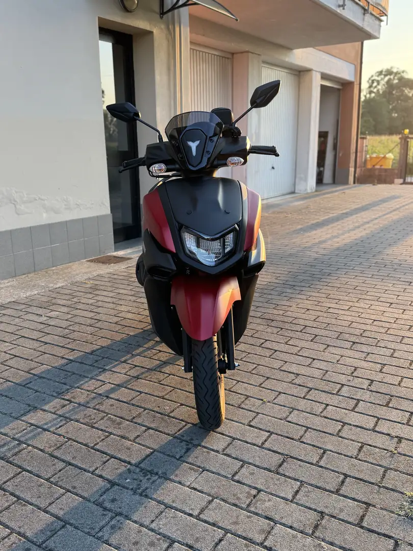 Yamaha RayZR - 1