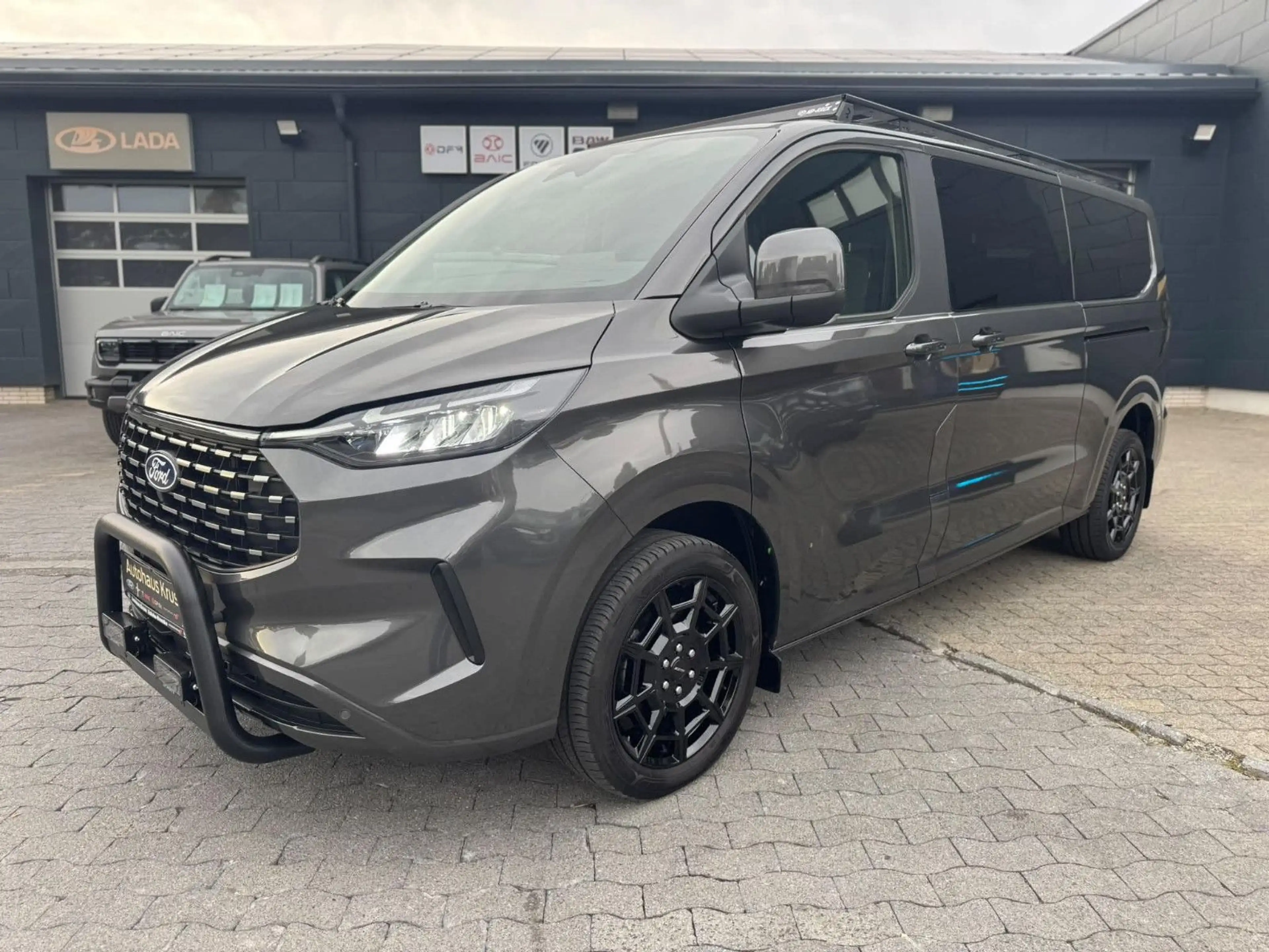 Ford Tourneo Custom 2.0 EcoBlue 110kW 320 L2 Titanium — photo 15