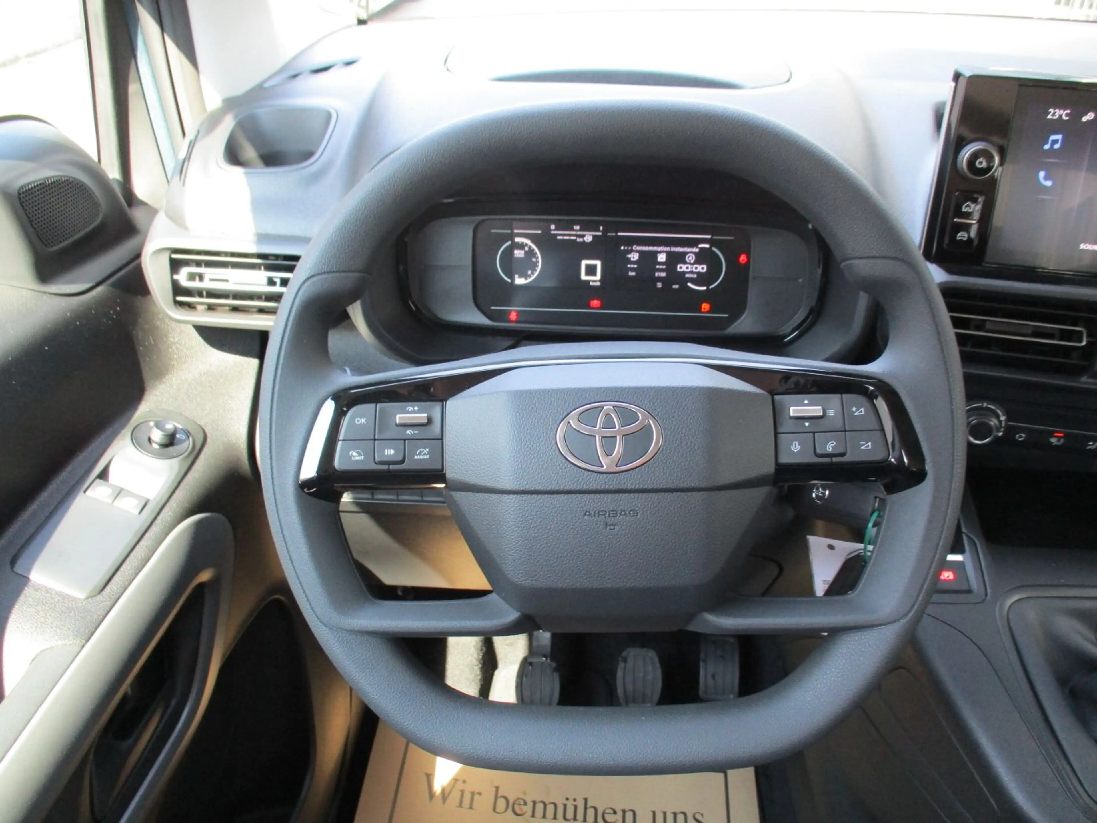 Toyota Proace City Verso 1.2 L1 Shuttle LED+Navi+PDC — photo 13