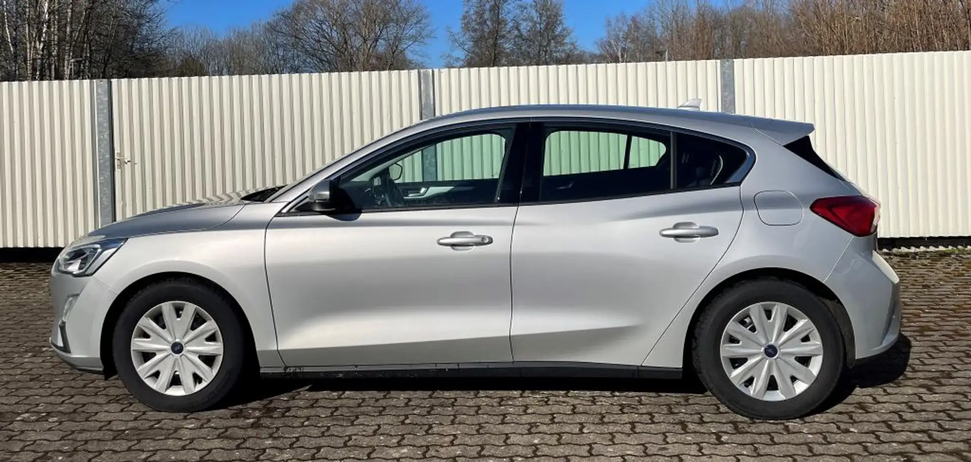 Ford Focus 1.0 EcoBoost Start-Stopp-System COOL&CONNECT; Navi Silber - 2