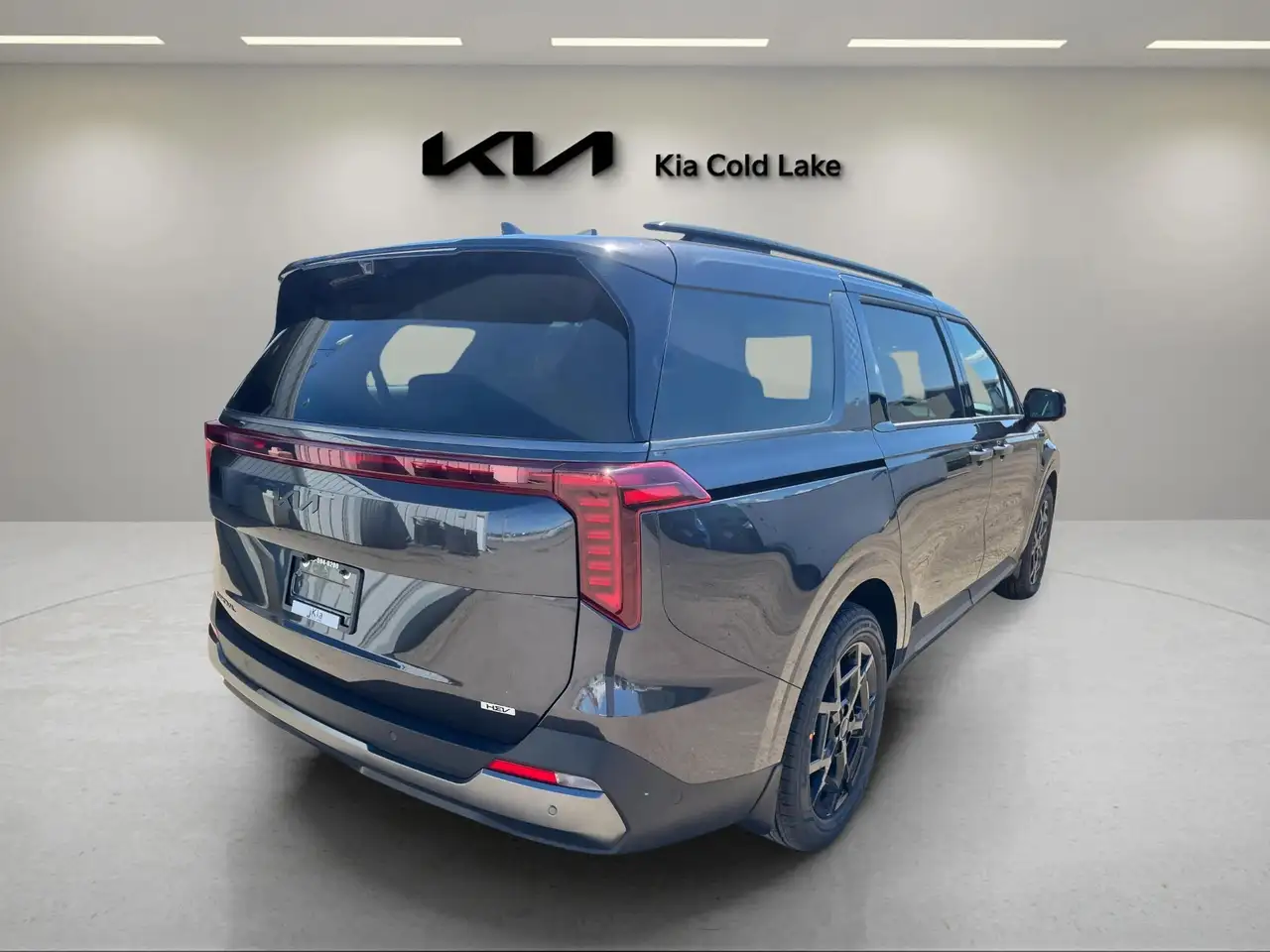 Kia Carnival снимка Kia Carnival