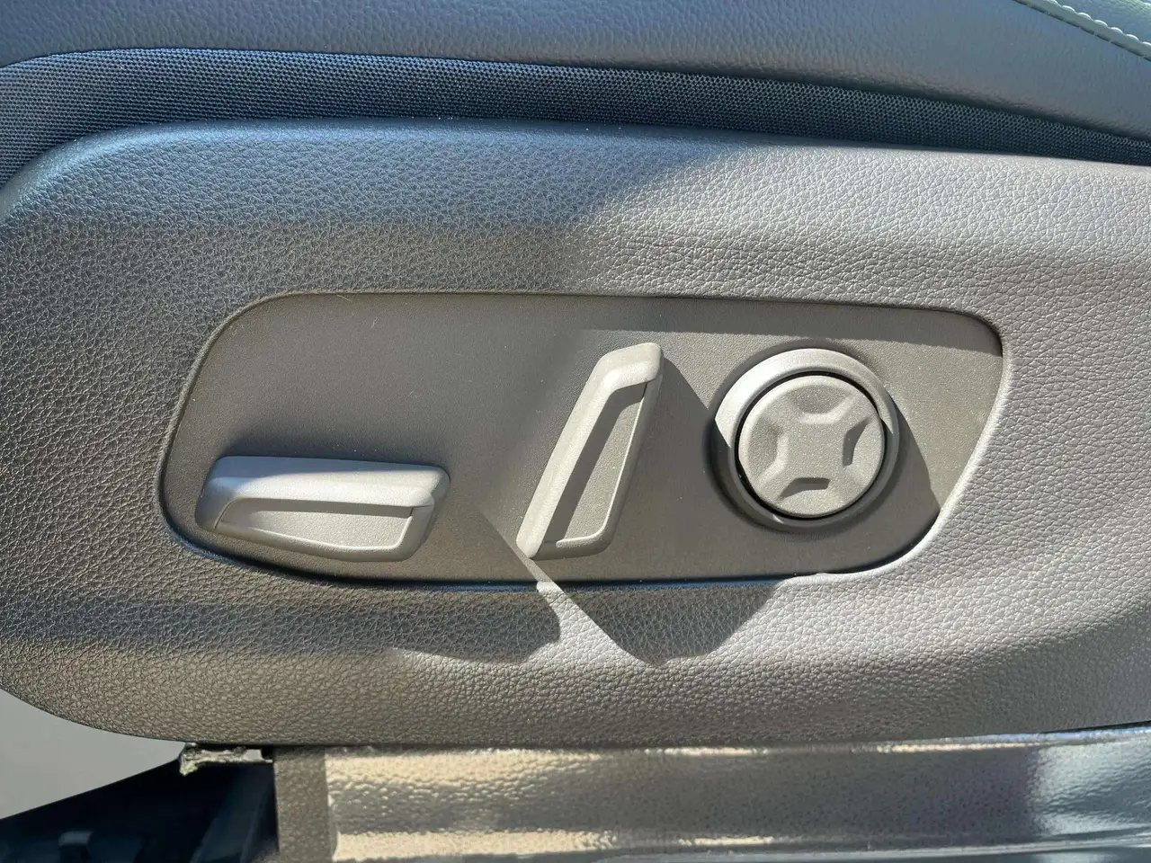 Kia Carnival снимка Kia Carnival