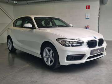 116i 5-deurs benzine - Navigatie - alu velgen - LEDER