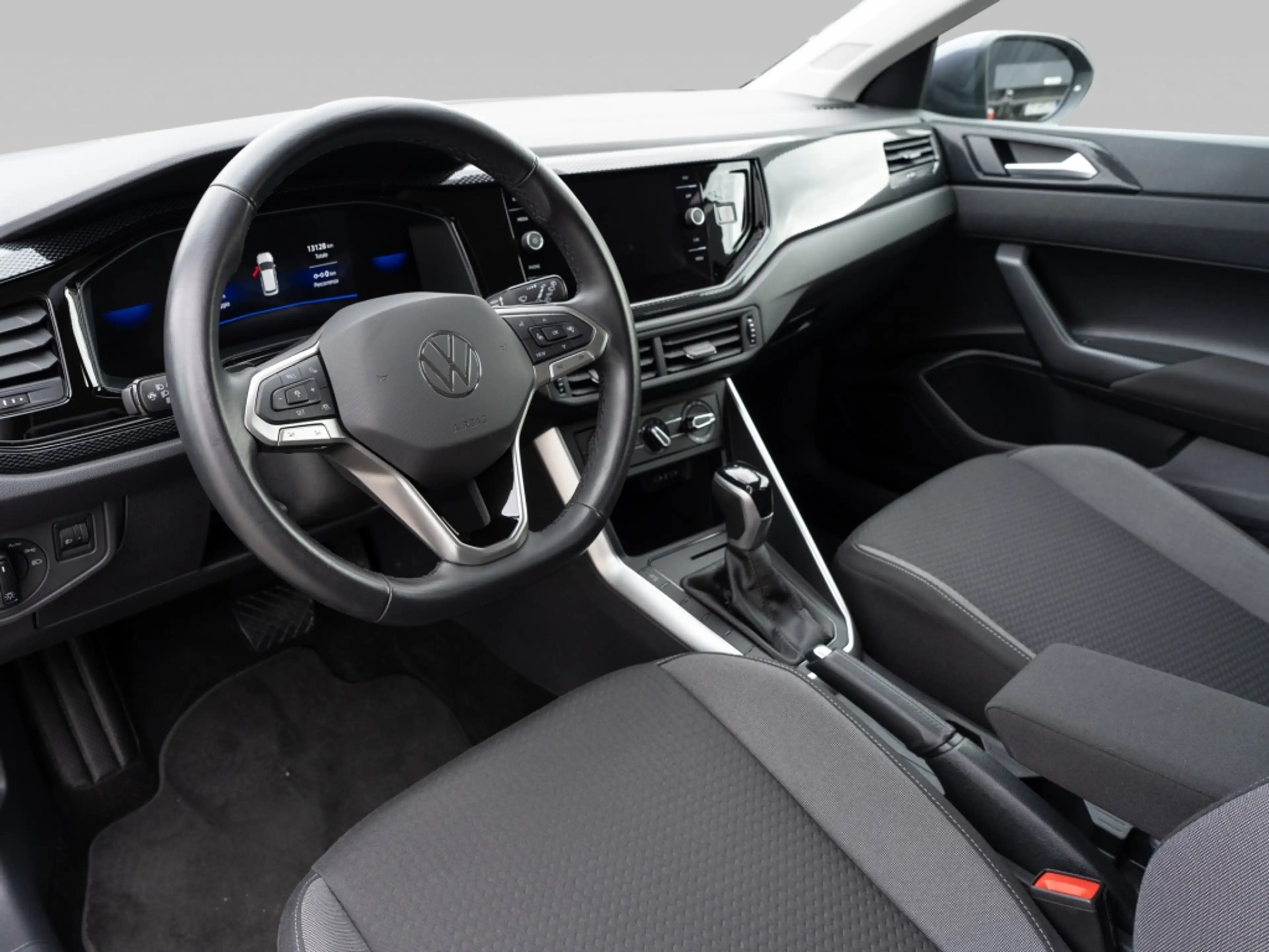 Volkswagen Taigo 1.0 TSI Life // DISTR SPUR — photo 7