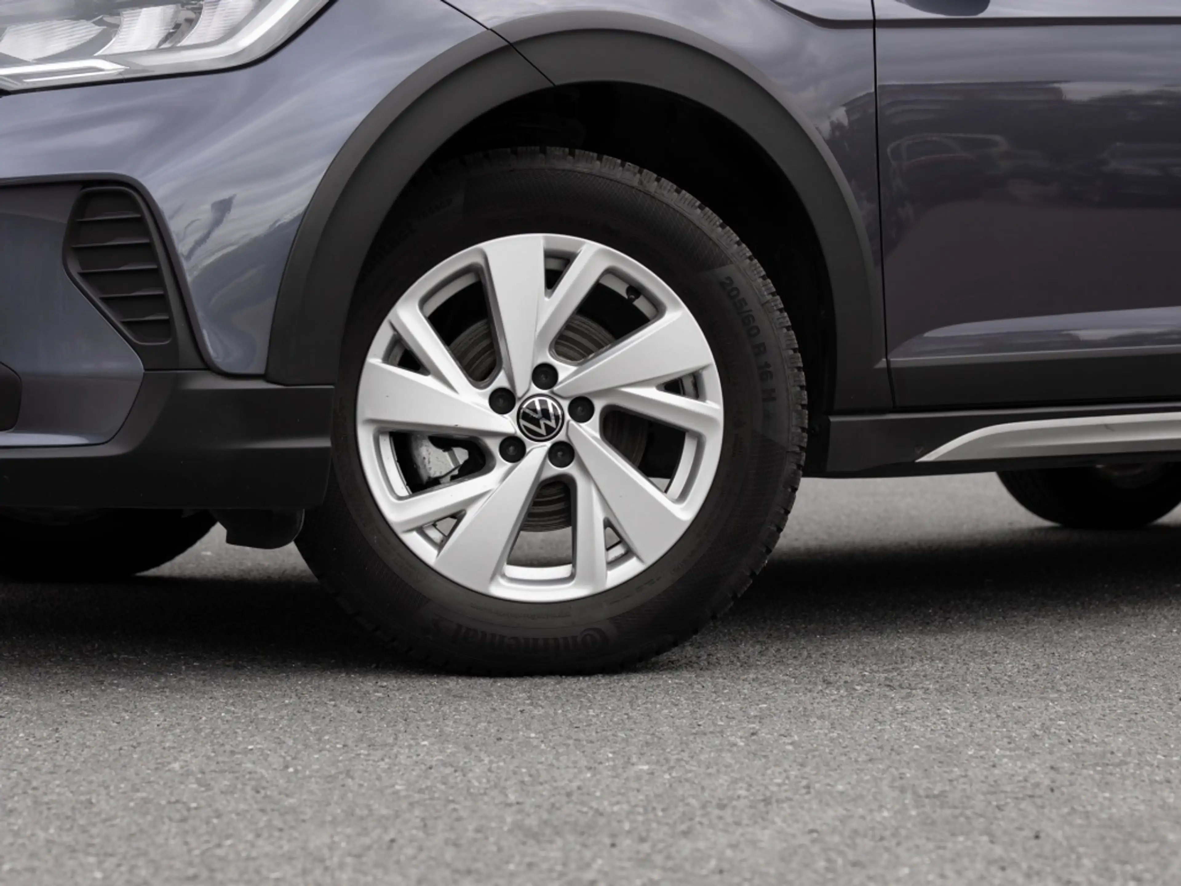 Volkswagen Taigo 1.0 TSI Life // DISTR SPUR — photo 6