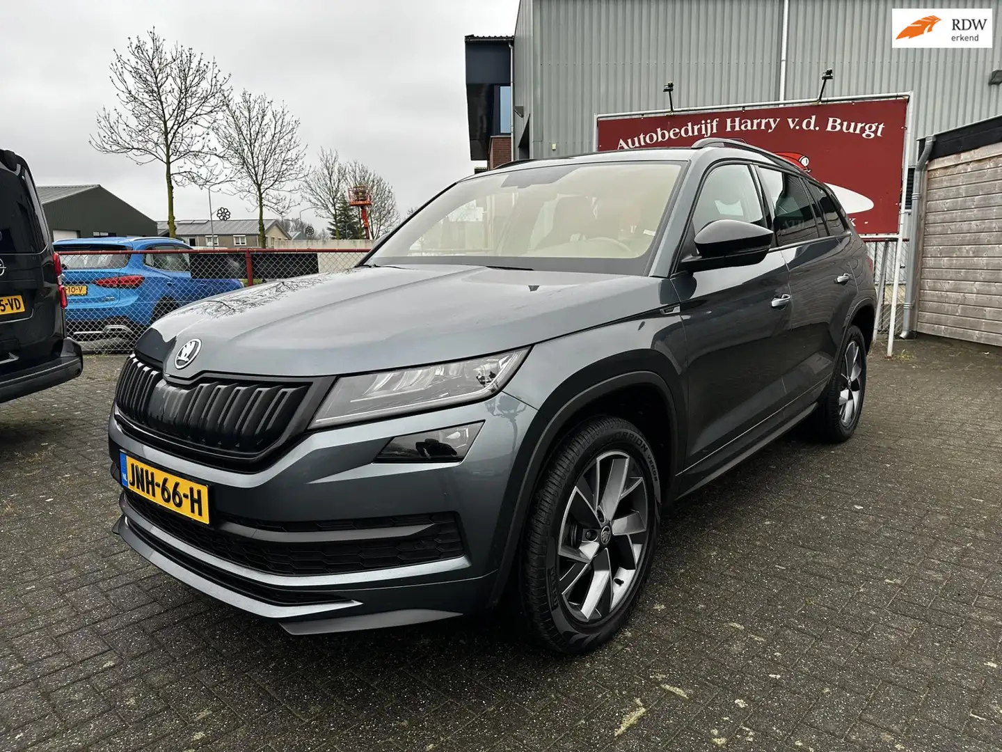 Skoda Kodiaq 1.5 TSI Sportline Business Gris - 1