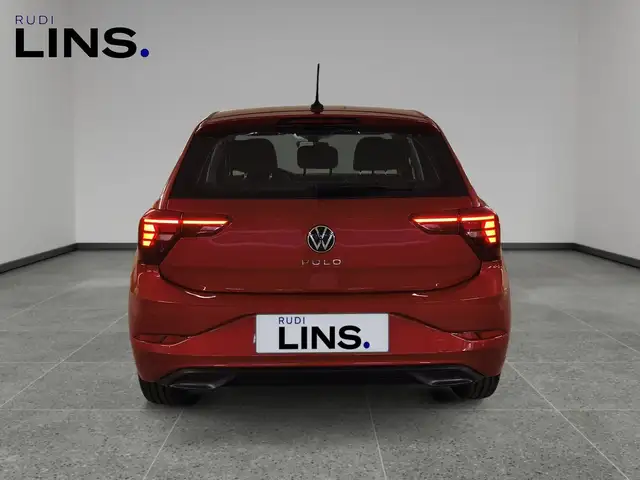 Volkswagen Polo view 4