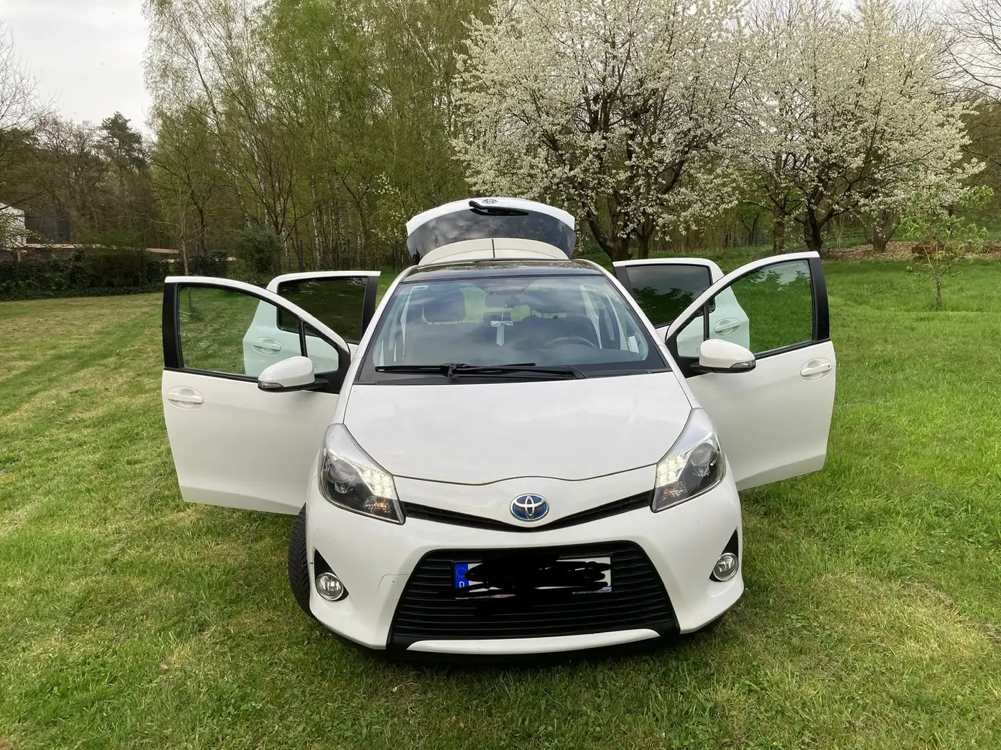 Toyota Yaris Yaris Hybrid Alb - 1