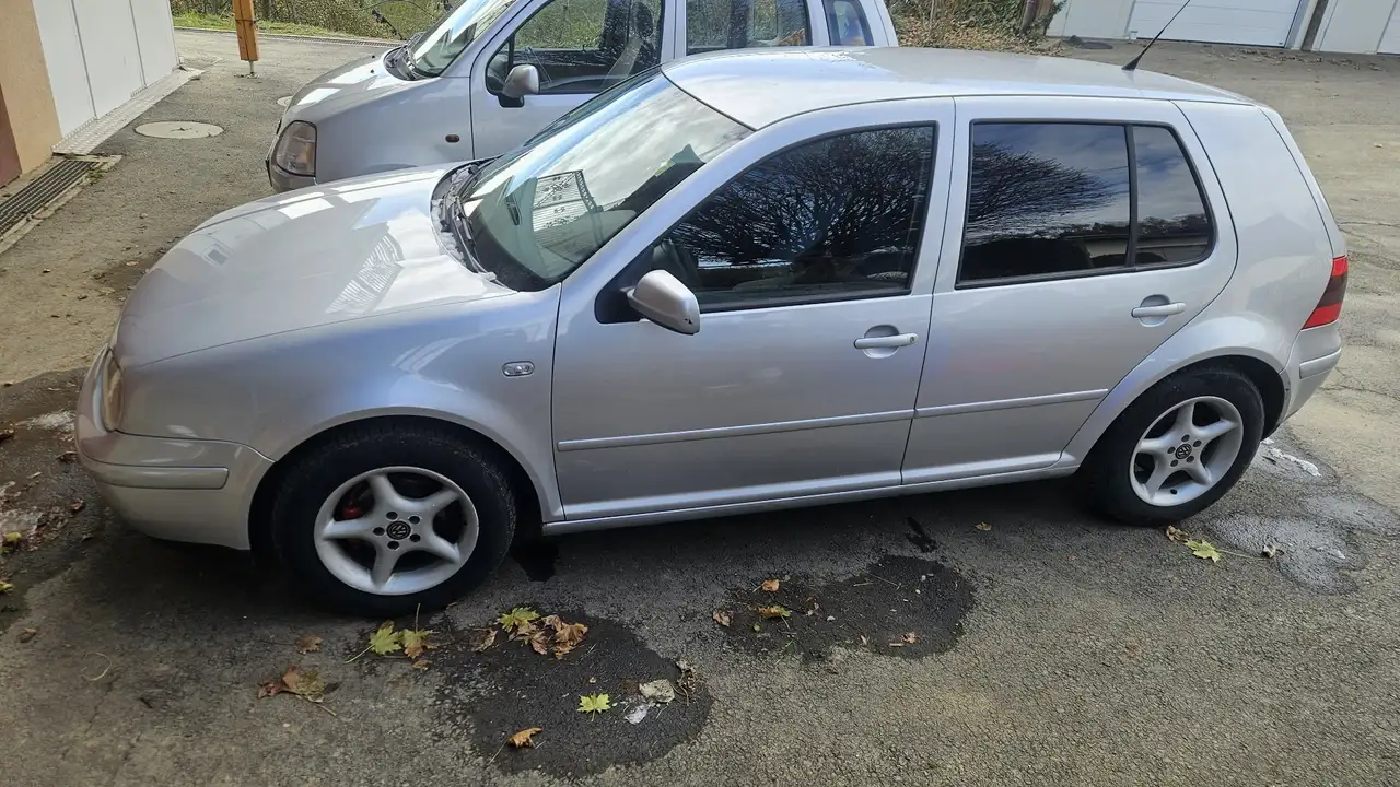 Volkswagen Golf, foto 1