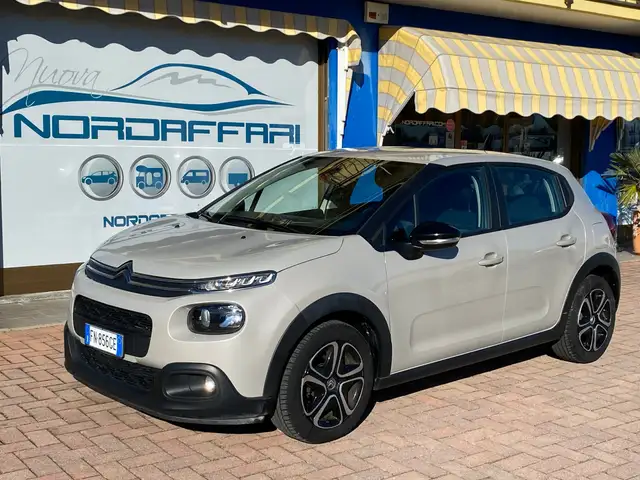 Citroen C3 C3 III 2017 1.2 puretech Feel 82cv neopatentati