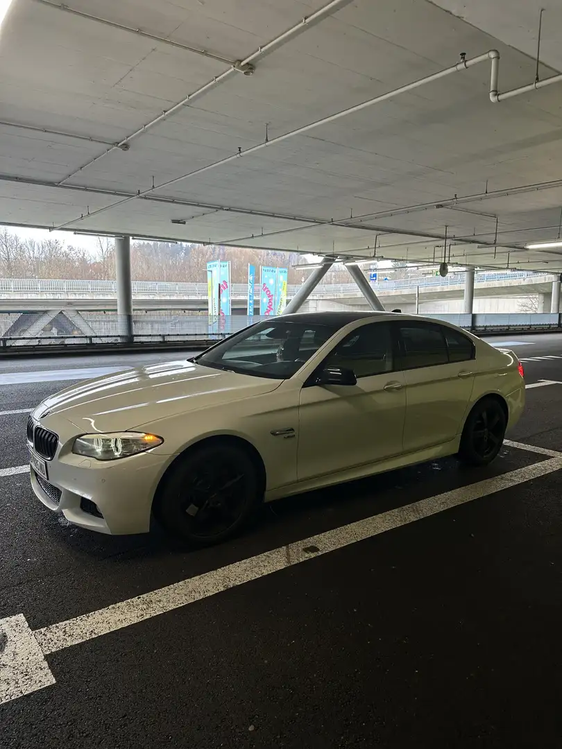 BMW 525 BMW F10 525d xDrive (M-Paket Ab Werk) NOTVERKAUF!! - 2