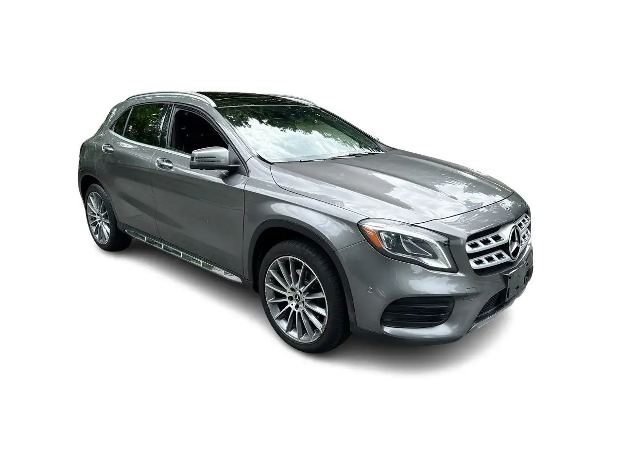 Mercedes-Benz GLA снимка Mercedes-Benz GLA