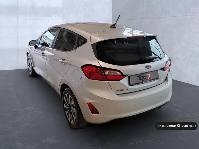 Ford Fiesta view 3
