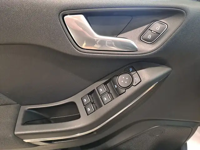 Ford Fiesta view 8