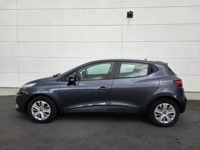 Renault Clio view 8