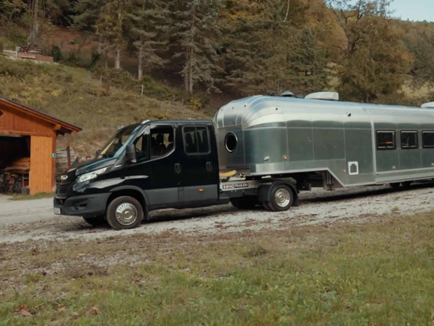 Sonstige Marken IVECO AIRDREAM SEMITRAILER CAMPER Silber - 2