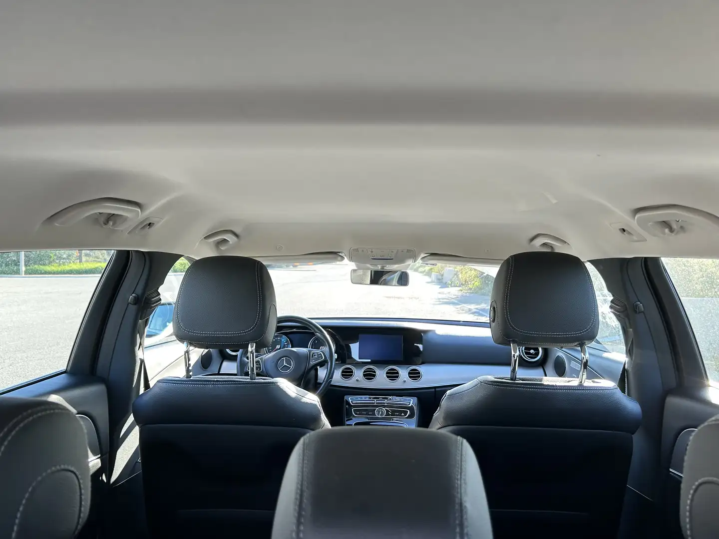 Mercedes-Benz E 220 Estate 220d 4Matic 9G-Tronic - 1