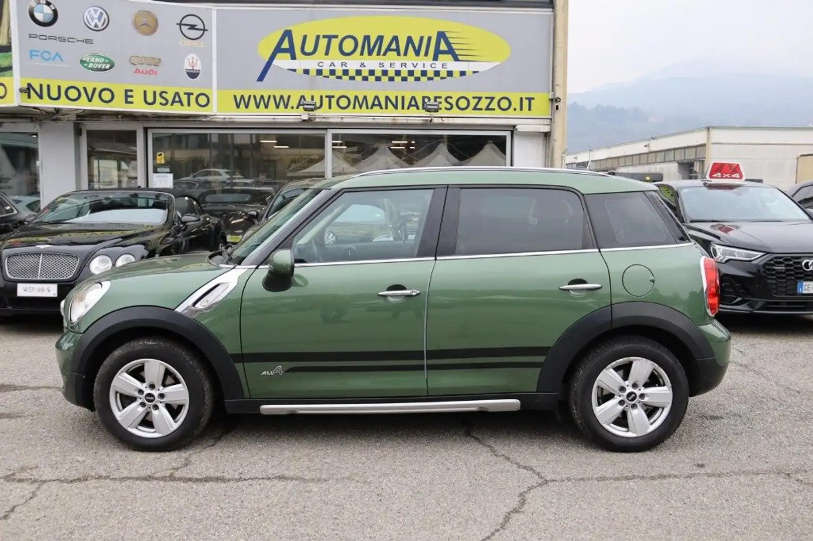 MINI Cooper D Countryman 1.6 Park Lane Plus ALL4 Vert - 2